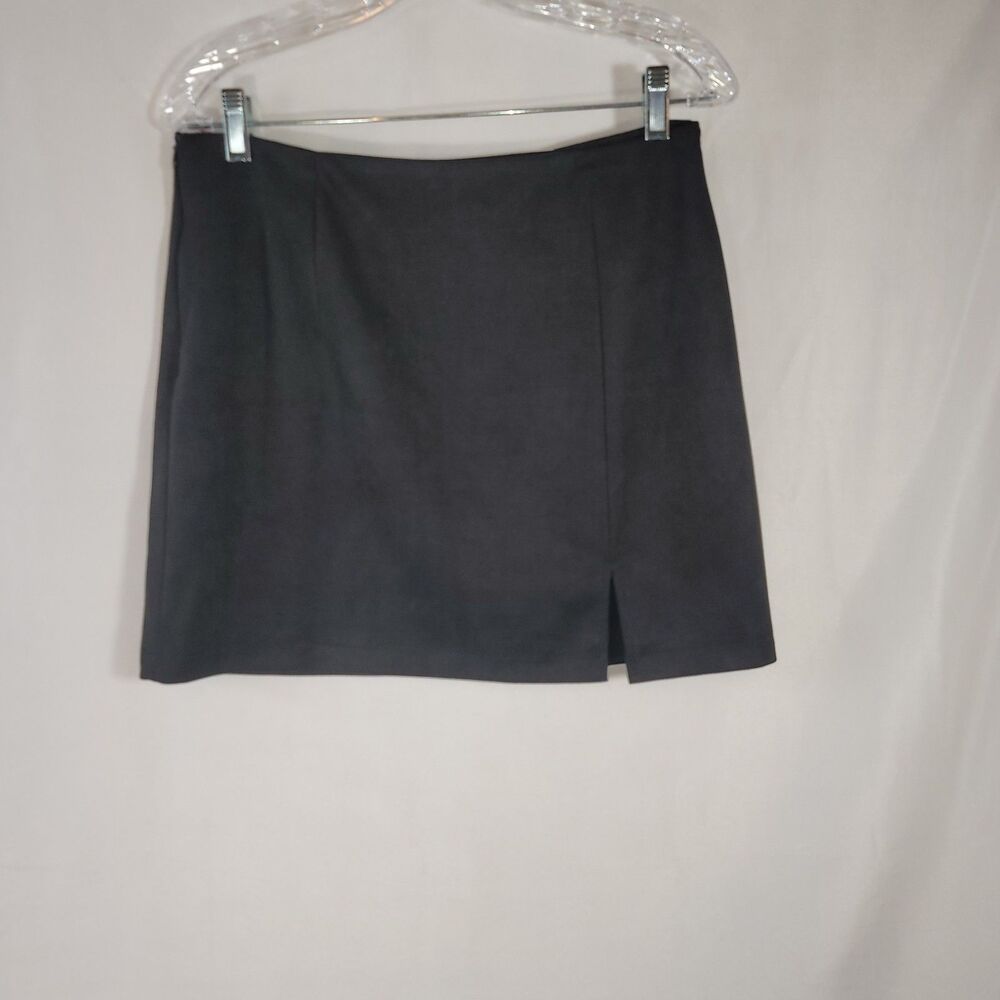 inPhorm NYC Black Minimalist Athletic Mini Skirt Front Slit Women's Size M